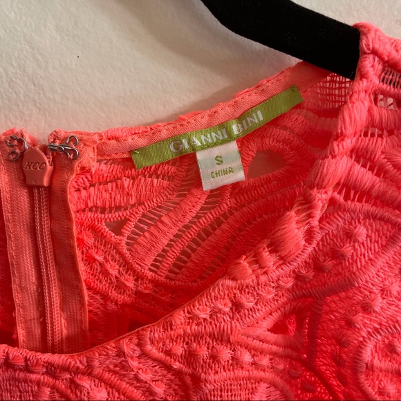 Gianni bini neon crochet lace tank top small - Picture 2 of 5